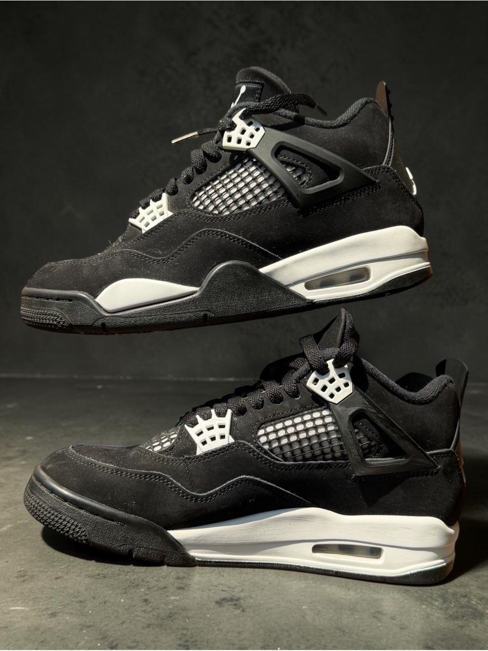 Men’s Jordan 4 Retro White Thunder